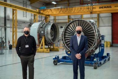 L-R_Simon_Bayliss_Director_of_Operations_and_Bob_James_CEO.jpg
